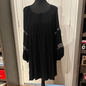 Old Navy Black Long Sleeve Boho Crew Neck Dress (A)